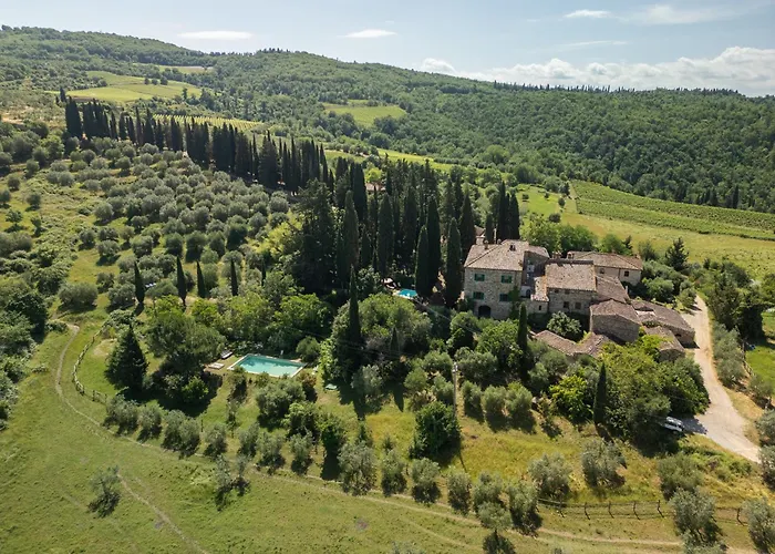 Cypresses With Private Swimming Pool * كاستيلّينا إنْ كْيانت